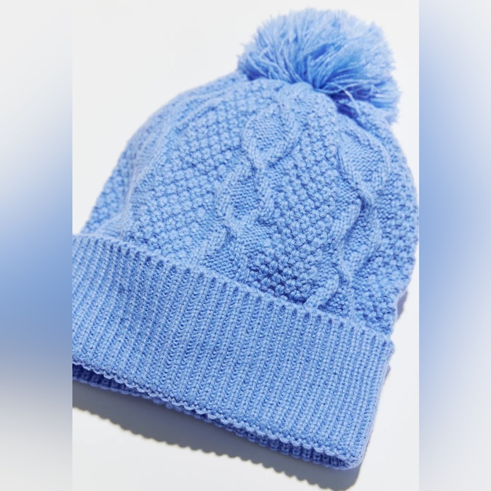 Demi Cable Knit Pom Beanie 🤍 - Picture 5 of 5